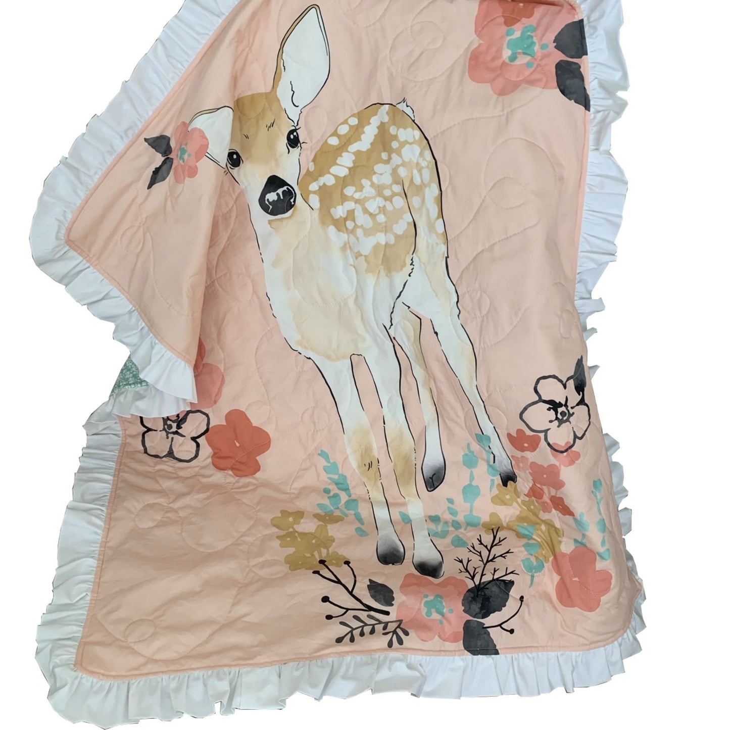 Fawn in Shell Ruffled Crib Quilt